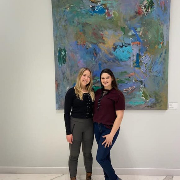 Meet your Posher, Zoe - Picture 5 of 8